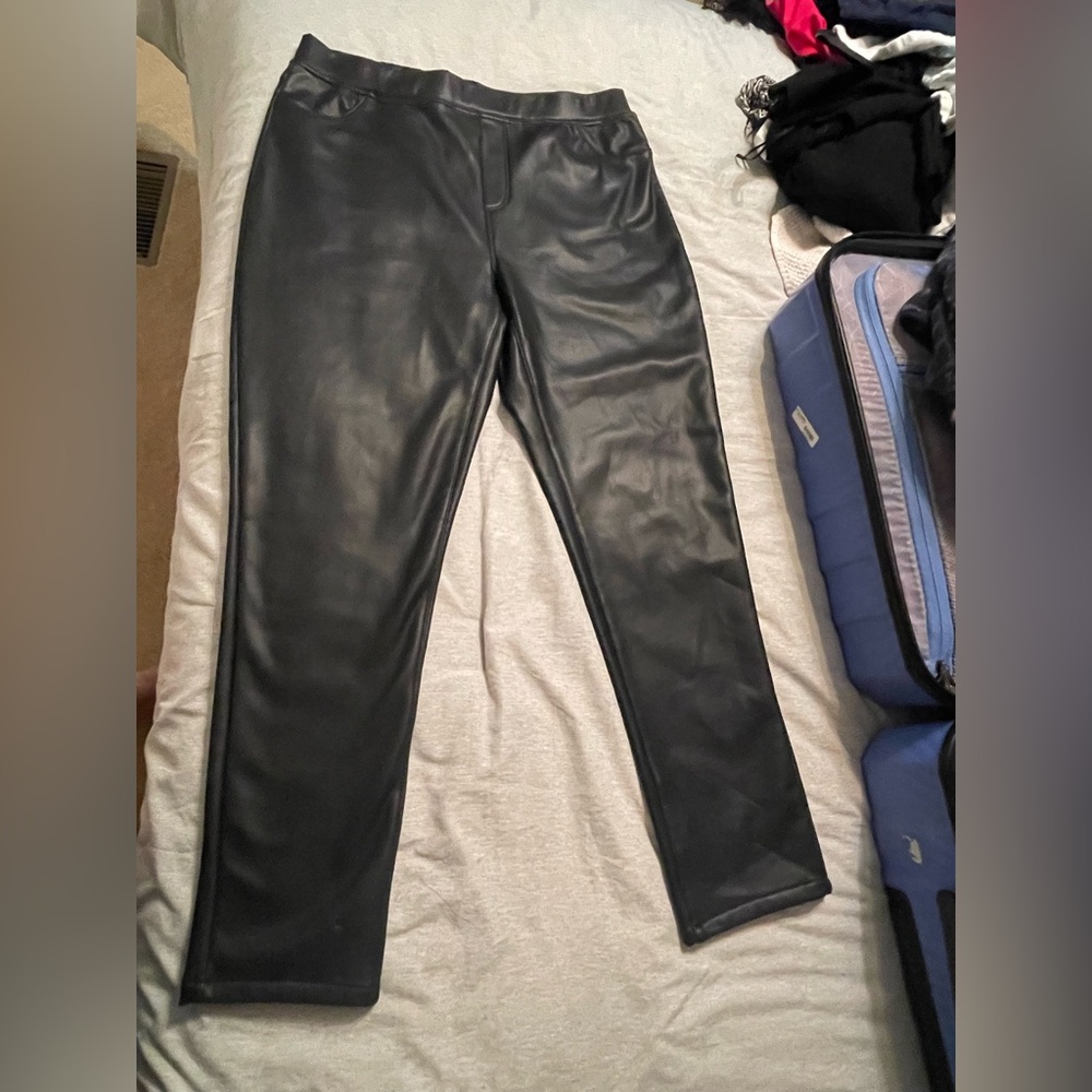 Philosophy Elegant Black Leggings